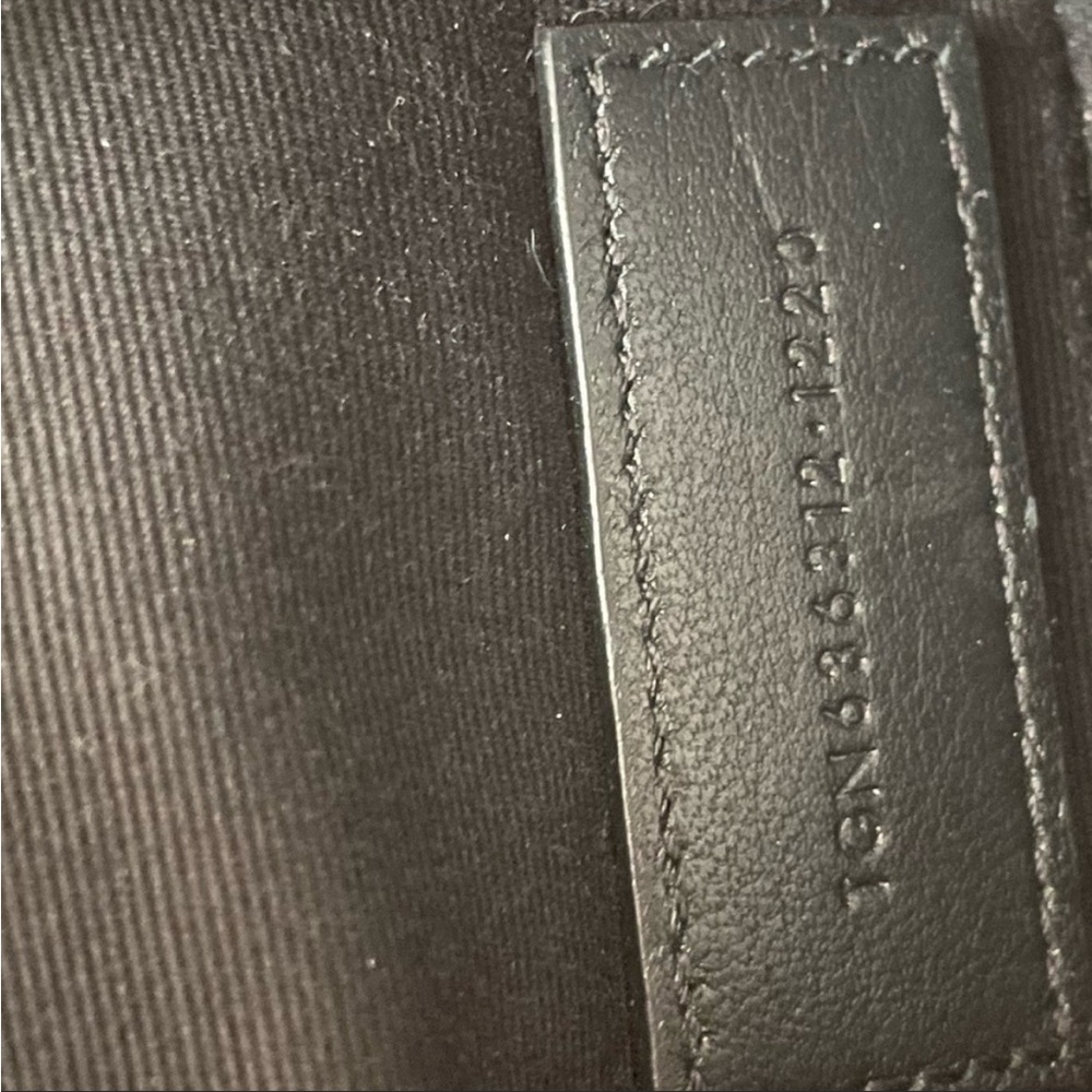 Authentic YSL Wallet - Picture 8 of 9